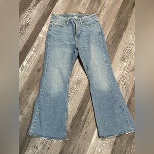 On 34th - High-Rise Cropped Flare